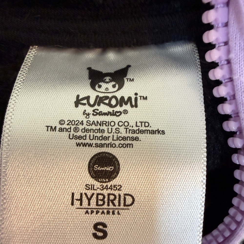 Sanrio Kuromi Kids Fleece Pullover | Black & Lavender | Quarter Zip | Small - Picture 6 of 16